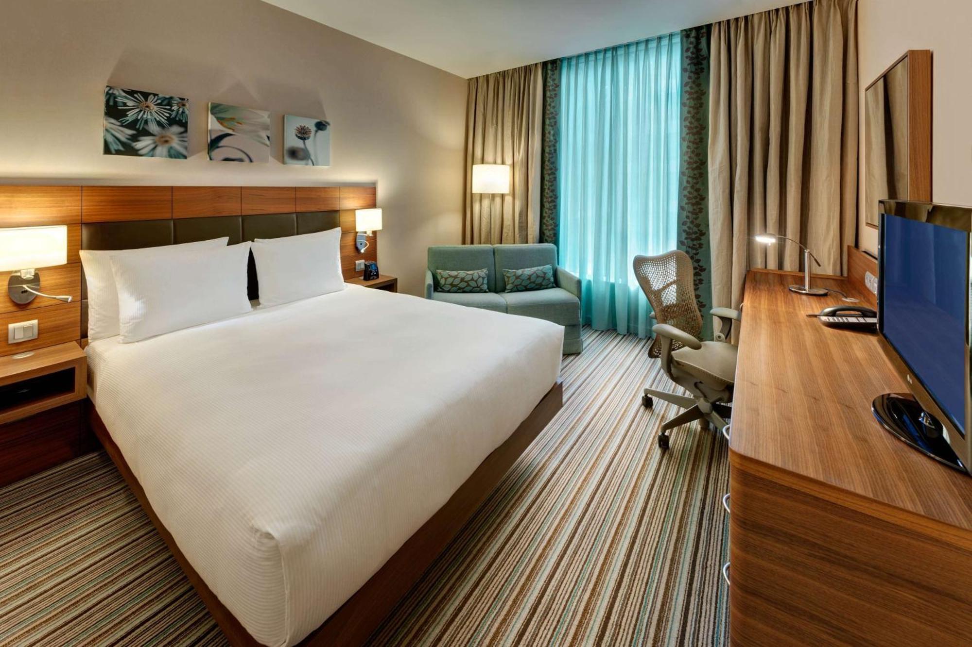 Hilton Garden Frankfurt Airport Hotel 4*